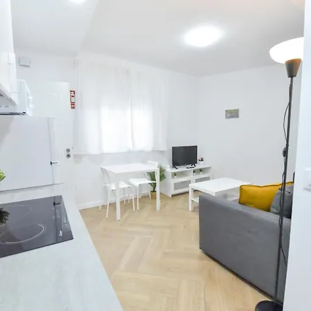 Nuevo! Premium Junto A Sevilla | B Apartment *